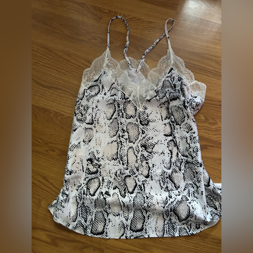 Women’s Unbranded Snakeskin Tank